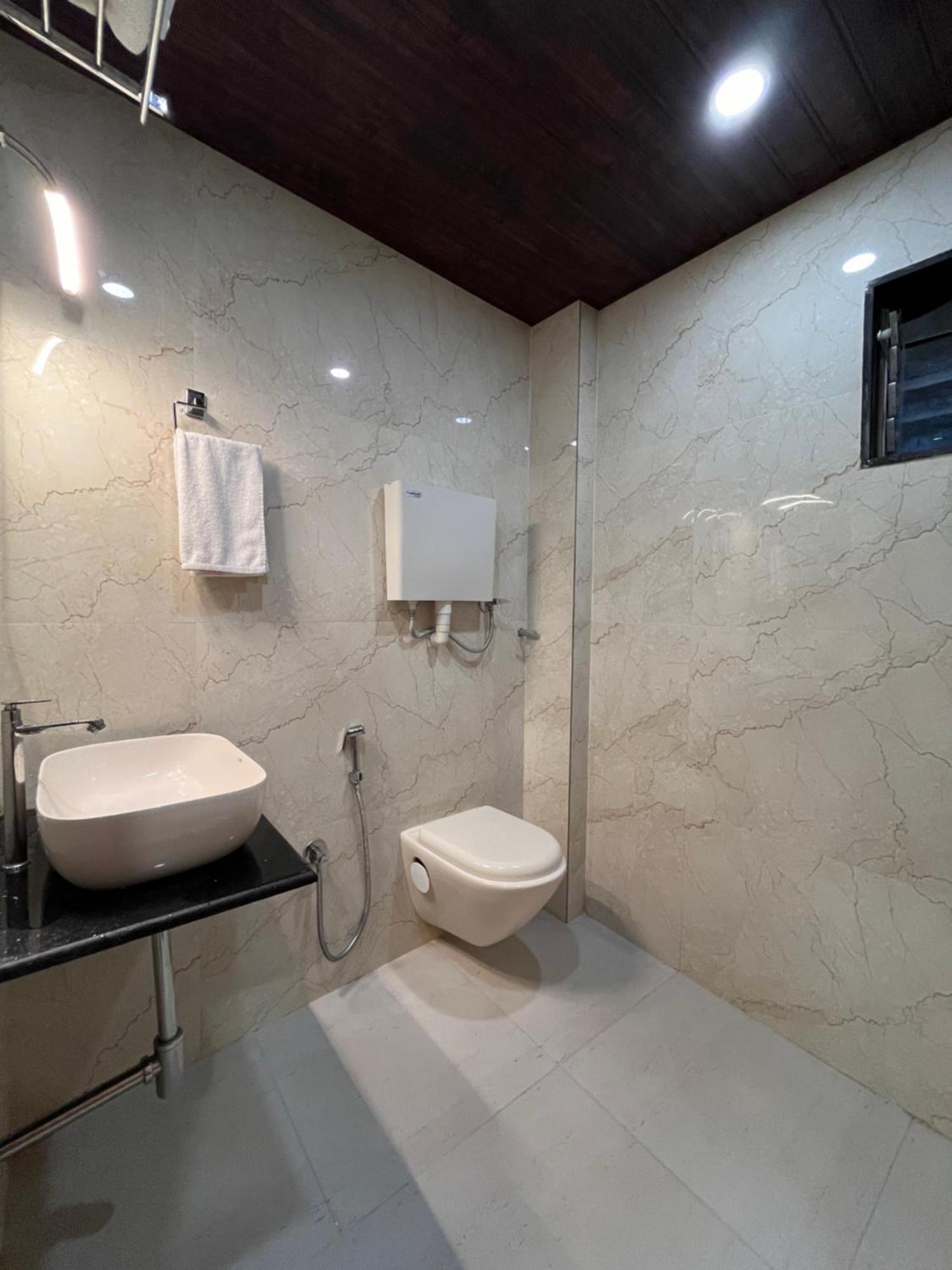 Hotel National - Grant Road Мумбаї Екстер'єр фото