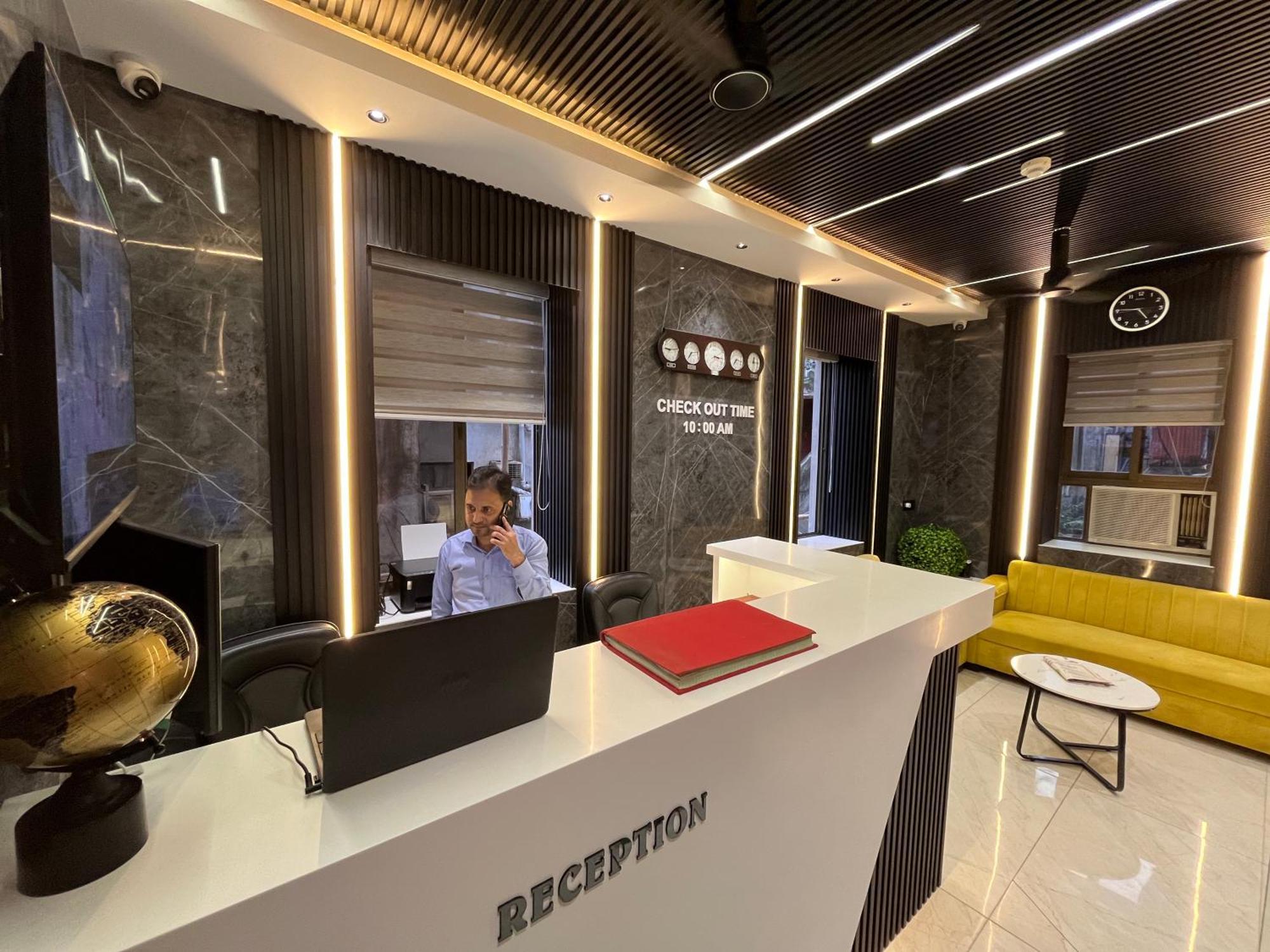 Hotel National - Grant Road Мумбаї Екстер'єр фото
