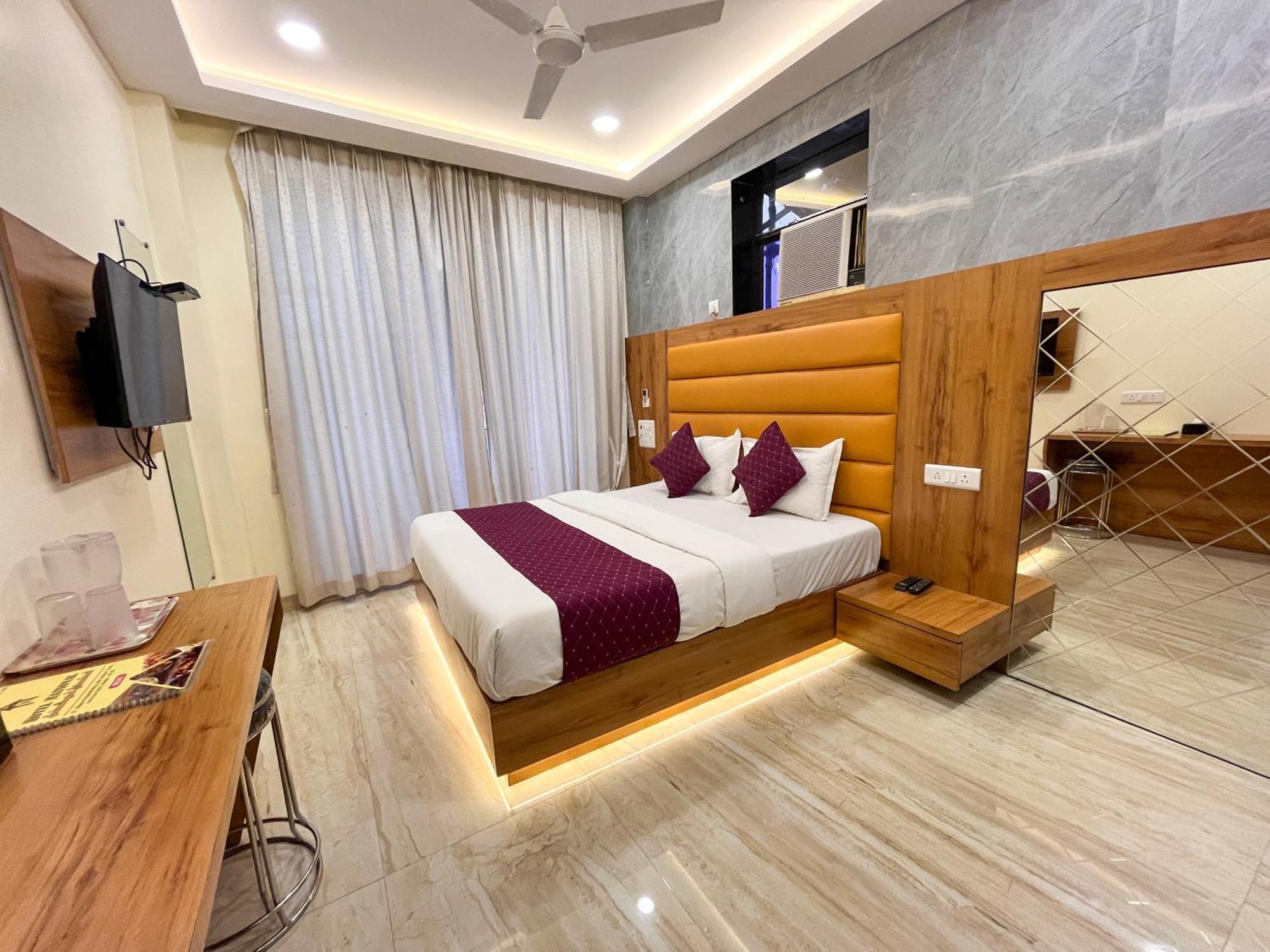 Hotel National - Grant Road Мумбаї Екстер'єр фото
